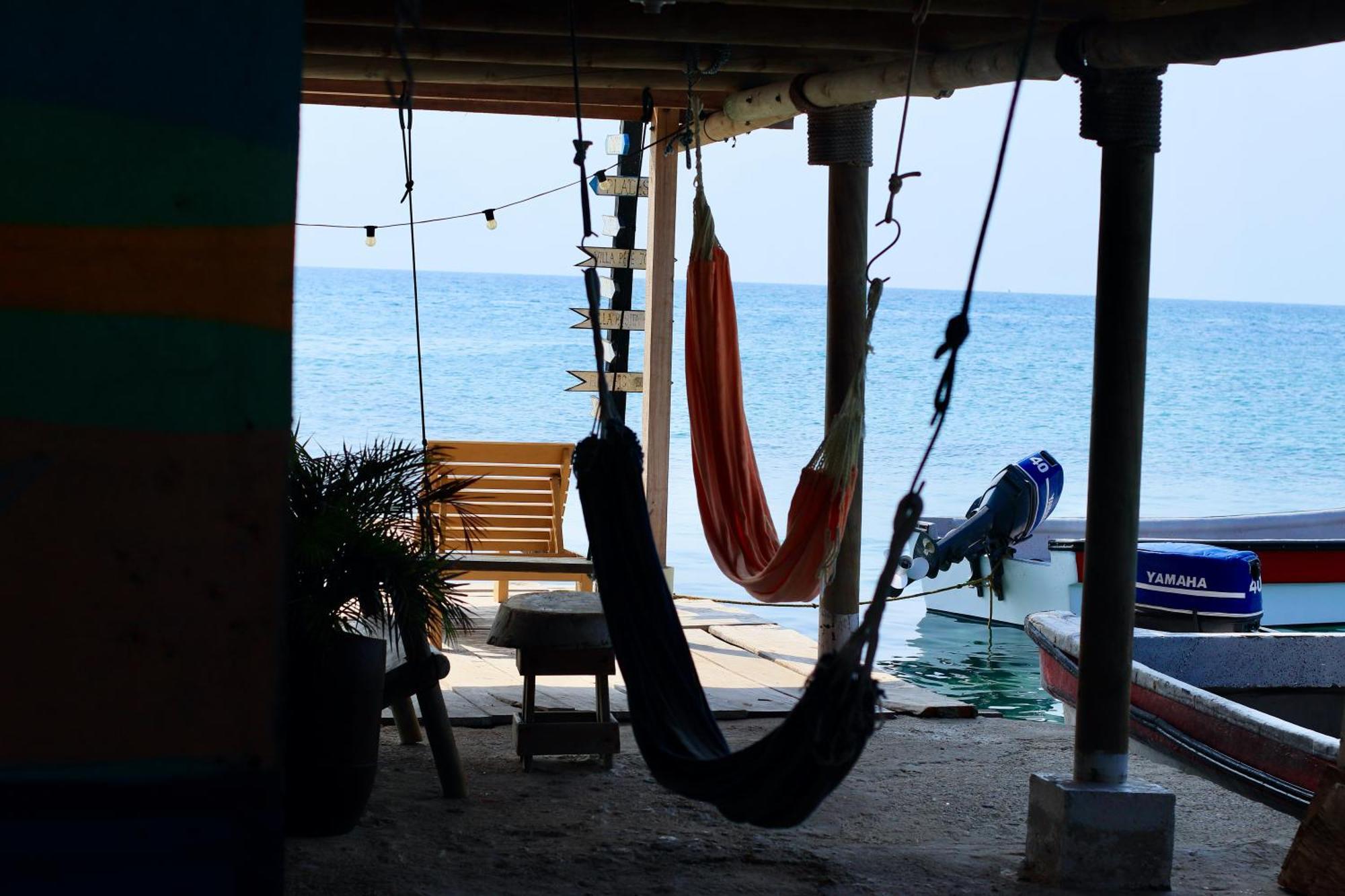 Hostel Santa Cruz Del Islote Esterno foto